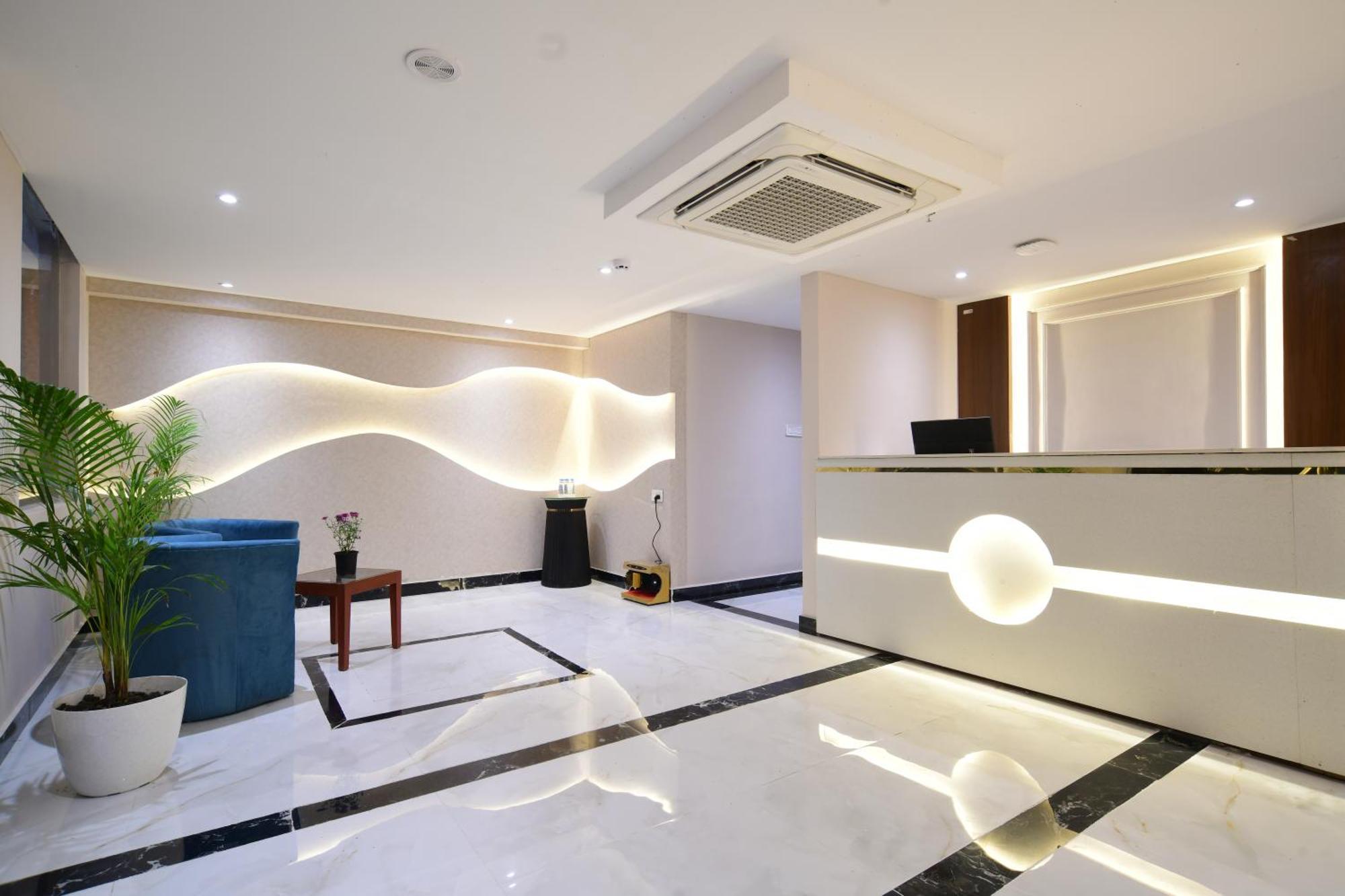 Aceotel Premier, Vijay Nagar Indore Buitenkant foto
